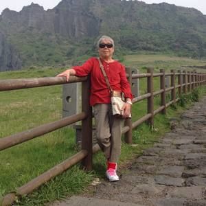 Meet your Posher, Sharon